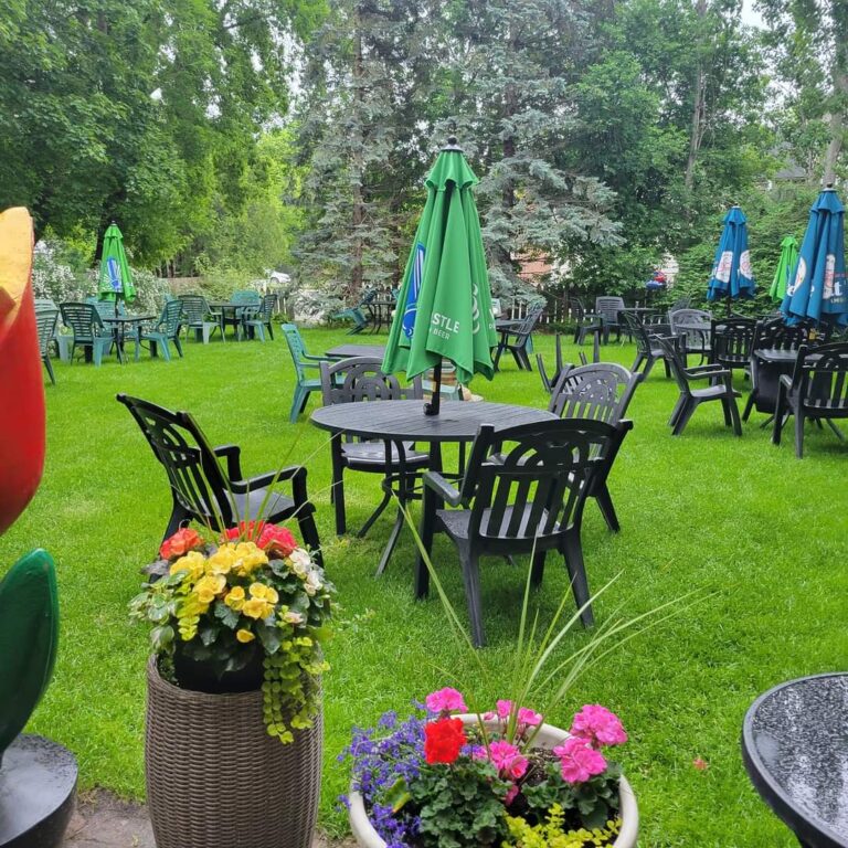 Ontario hotel for sale