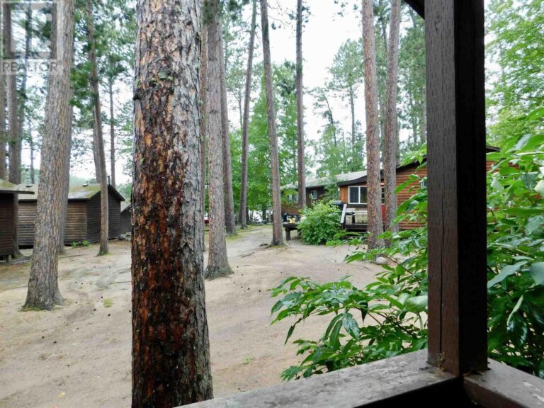 Ontario Fishing Lodge For Sale