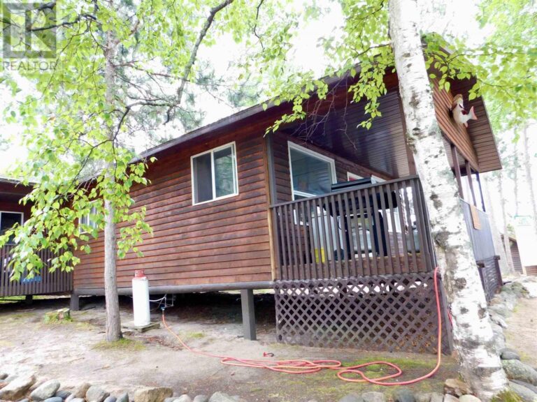 Ontario Fishing Lodge For Sale