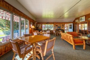 Ontario Lodge For Sale