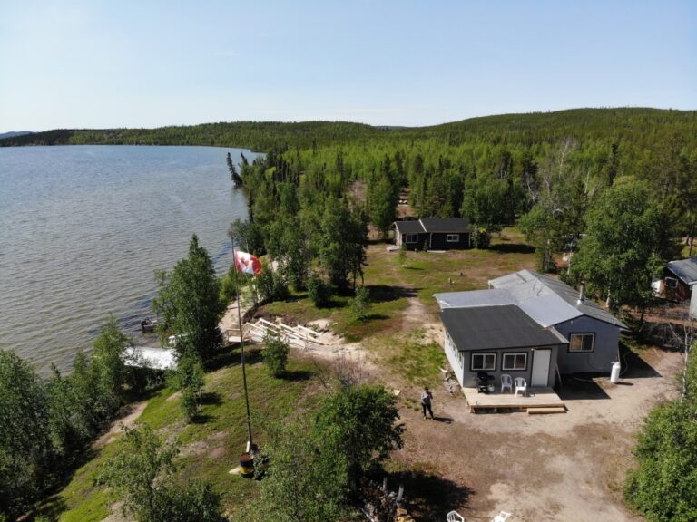 NWT Canada Lodge For Sale