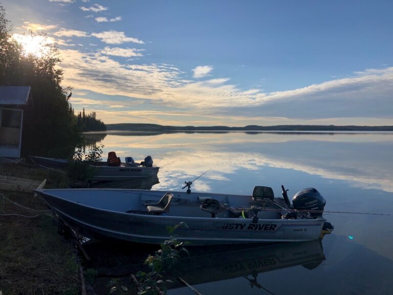 NWT Canada Lodge For Sale