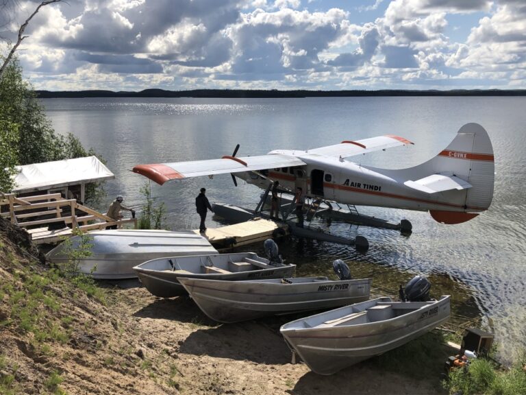 NWT Canada Lodge For Sale