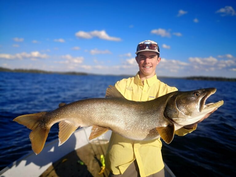 NWT Canada Lodge For Sale