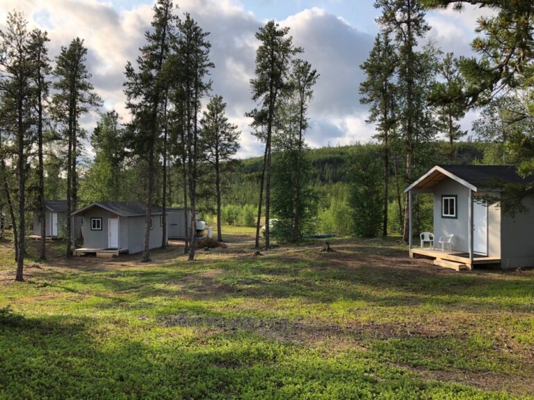 NWT Canada Lodge For Sale