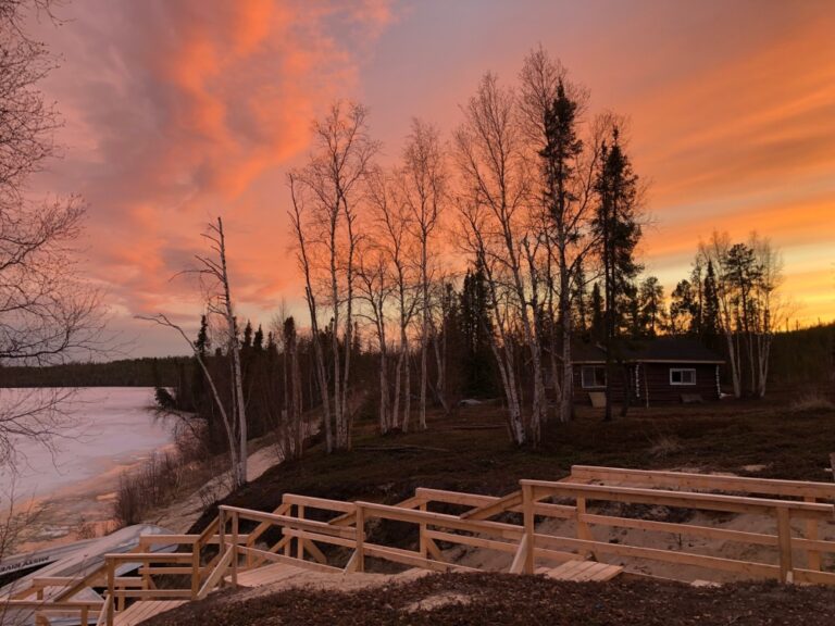 NWT Canada Lodge For Sale